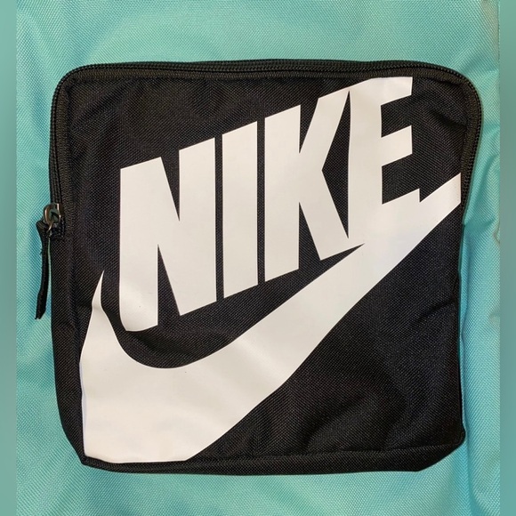 Nike Backpack - Picture 12 of 12